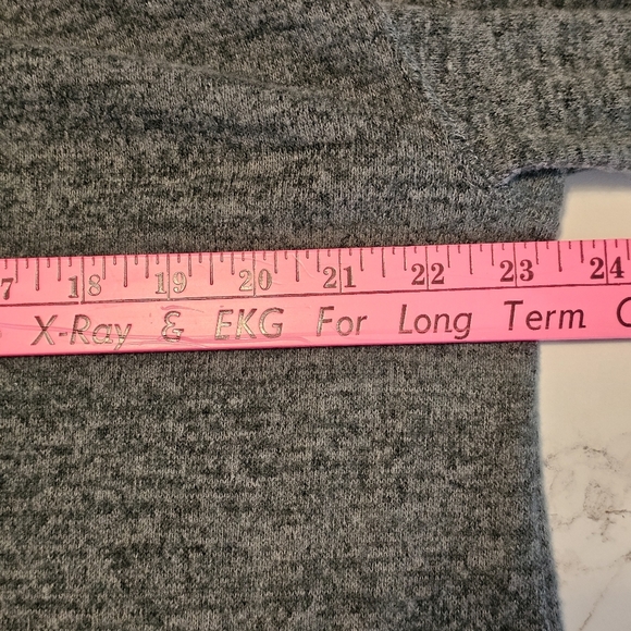 Democracy Green Asymmetrical Side Zip Oversized Tunic Sweater Size L - Picture 9 of 11